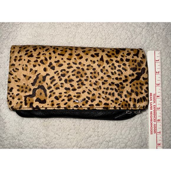 Zadig & Voltaire Rock leather crossbody bag - Picture 10 of 12